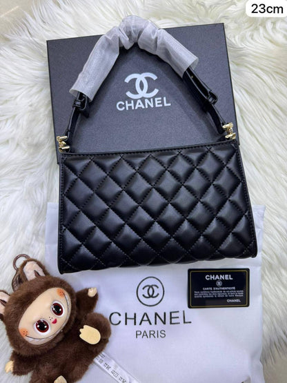 💖 Chanel 26x 
1️⃣ First quality +🎁
Size : 23 * 14 cm
90 dhs🇦🇪🇦🇪
with box

Zain115
♥️♥️♥️