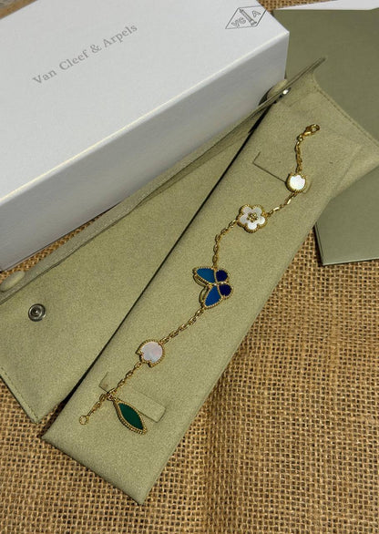 *VanCleef & Arpels* 💚
VCA
Lucky Spring Bracelet
↗️ *# Super Master Quality ®️*
For Price 👇 WhatsApp✅
0568585901 
0507557372
0552275751 Owner Zain 👌

Zain106
♥️♥️♥️