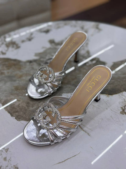 Gucci
120 dhs💛
Size 36-42

Zain55