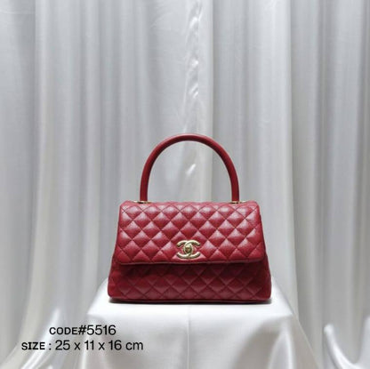 CHANEL  COCO
ᴛᴏᴘ ʜᴀɴᴅʟᴇ ʙᴀɢ
ᴄᴀᴠɪᴀʀ ʟᴇᴀᴛʜᴇʀ ᴍᴀᴛᴇʀɪᴀʟ
ɢᴏʟᴅ ᴄʜᴀɪɴ ʟᴇᴀᴛʜᴇʀ sᴛʀᴀᴘ
sɪᴢᴇ: 25 cm
ᴡɪᴛʜ BOX
🎁🎁🎁

85 dhs🪙💕

Zain31
♥️♥️♥️