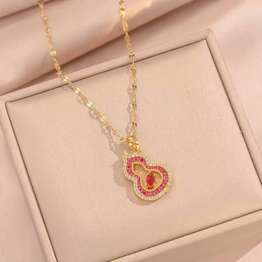 New Arrival Necklace 
Stainless Gold plated
30 dhs💛

Zain243
♥️♥️♥️