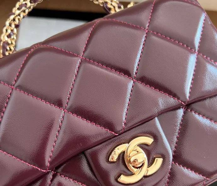Chanel

110 dhs🇦🇪🇦🇪🇦🇪
have box

Zain07
♥️♥️♥️