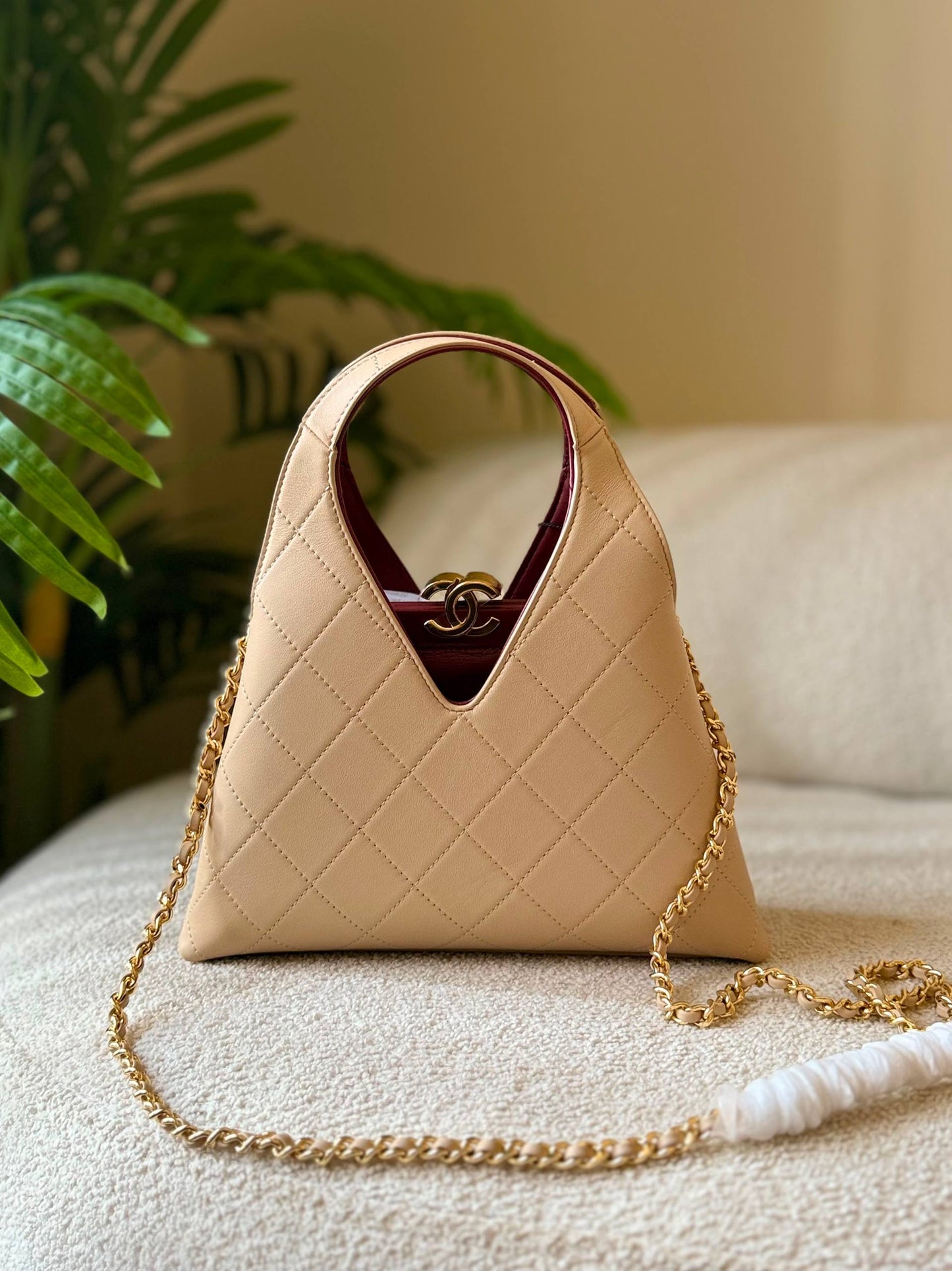 CHANEL
       
 🌿 😻 24 Cm😍 🍃
For Price 👇 WhatsApp✅
0568585901 
0507557372
0552275751 Owner Zain 👌

Zain246
♥️♥️♥️