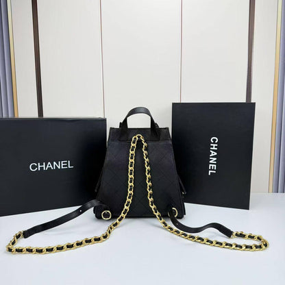 CHANEL 

BACKPACK 
COPY ONE 

NEW CAME 
155 dhs🇦🇪🇦🇪

Zain295
♥️♥️♥️
