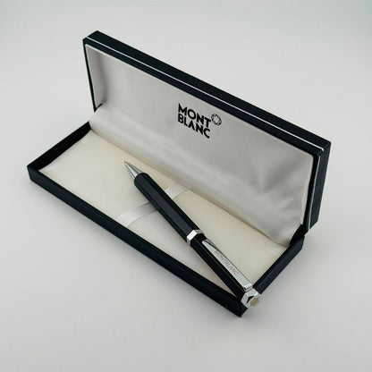Pen
 
Good quality 

50 DHS🇦🇪🇦🇪

Zain182
♥️♥️♥️