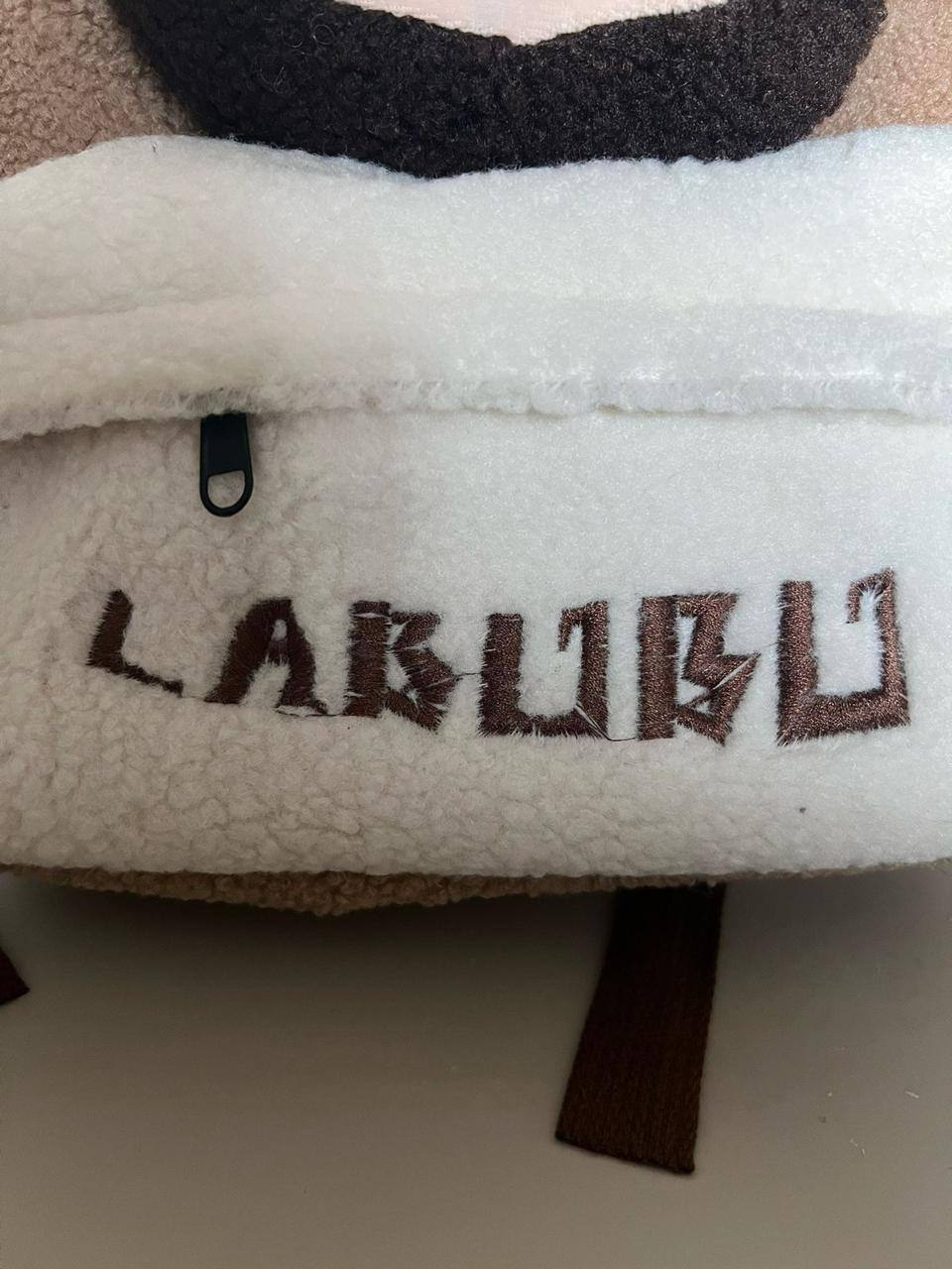 Mew
35*30 cm
30 dhs🇦🇪🇦🇪

Zain17
♥️♥️♥️