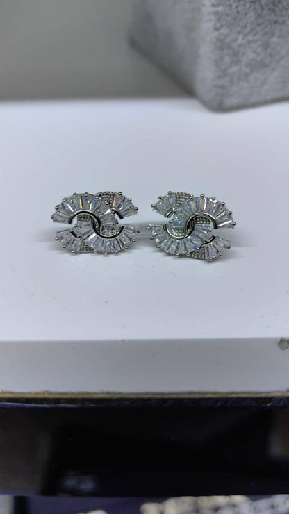 Chanel earring

60 dhs

Zain89
♥️♥️♥️