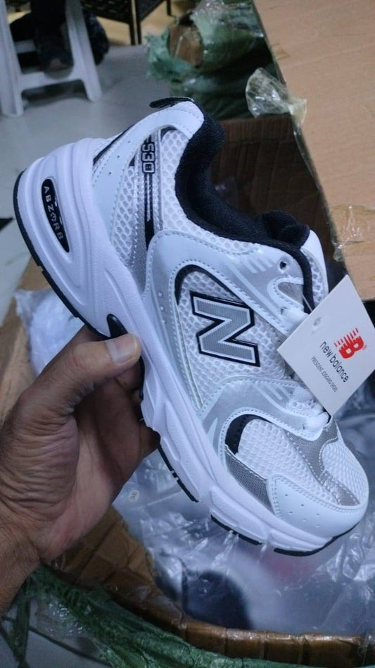 NB
Size 36 to 45
65 dhs❤️

Zain05
♥️♥️♥️