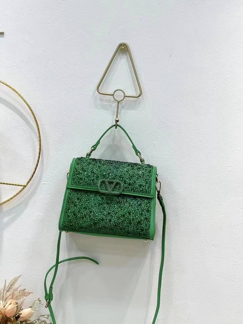 Valentino
For Price 👇 WTSP Text Zain 0568585901

Zain157
♥️♥️♥️