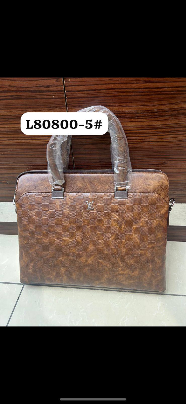 Laptop bag 
85 dhs💓

Zain190
♥️♥️♥️
