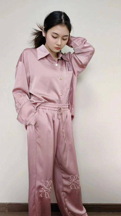 *New collections      
210 dhs🇦🇪🇦🇪
*good  quality  
*Sizes:S M L * 
*AVAILABLE NOW*🥰🛍️🛍️

Zain231
♥️♥️♥️