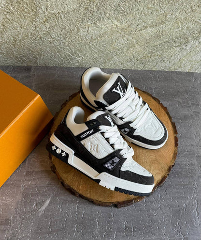 LV
SuperMaster Quality 💯
550 dhs🇦🇪🇦🇪
Size: 36-41💥

Zain171
♥️♥️♥️