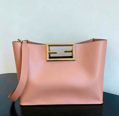 FENDI WAY 
COPY ONE  
BIG SIZE 
 210 DHS💛......(leather)

Zain295
♥️♥️♥️