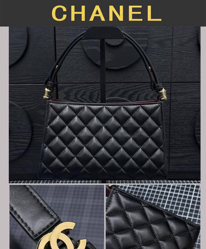 Chanel
100 dhs💓

Size:22.5/7/14

with box
🎁🎁🎁

Zain07
♥️♥️♥️