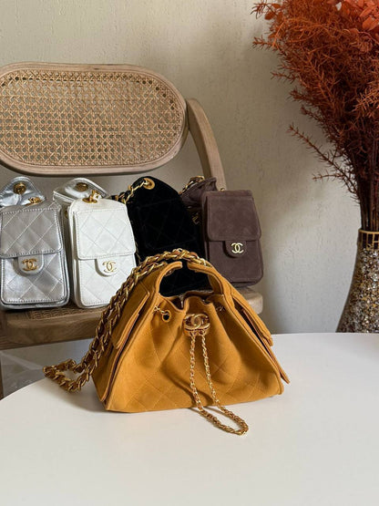 New Collection✨✨✨
CHANEL
22cm
360 dhs🪙💚
Top quality 
With box🎁

Zain167
♥️♥️♥️