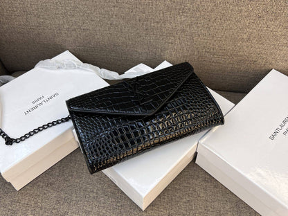 Mixed bags
Fendi
Dior
Chanel
YSL

95 dhs🇦🇪🇦🇪

Withbox
high quality

Zain26
♥️♥️♥️