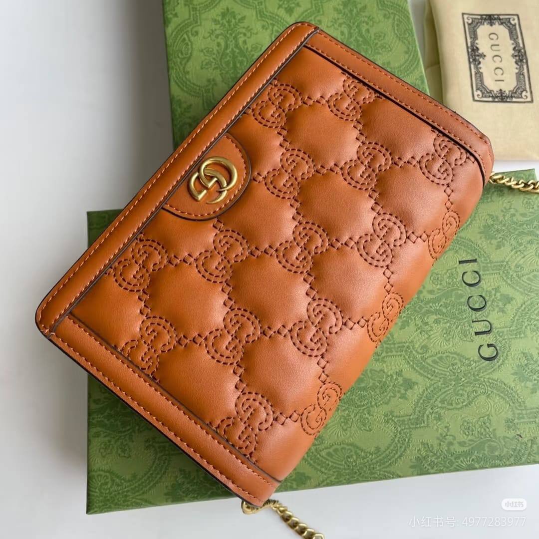 Mixed brands
Gucci
LV
Chanel
Fendi
Hermes

120 dhs🇦🇪🇦🇪

Zain10
♥️♥️♥️