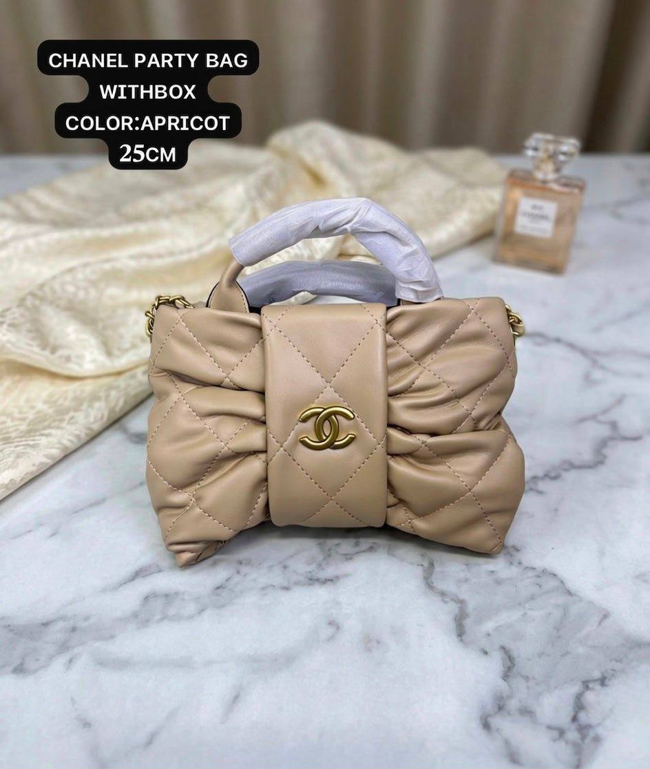 Chanel ᴘᴀʀᴛʏ ʙᴀɢ 
ɢᴏʟᴅᴛᴏɴᴇ/ʟᴏɴɢ ᴄʜᴀɪɴ
ᴡɪᴛʜʙᴏx
ʟᴀᴍʙsᴋɪɴ ᴍᴀᴛᴇʀɪᴀʟ
sɪᴢᴇ:𝟐𝟓ᴄᴍ
95 dhs💓

Zain56
♥️♥️♥️