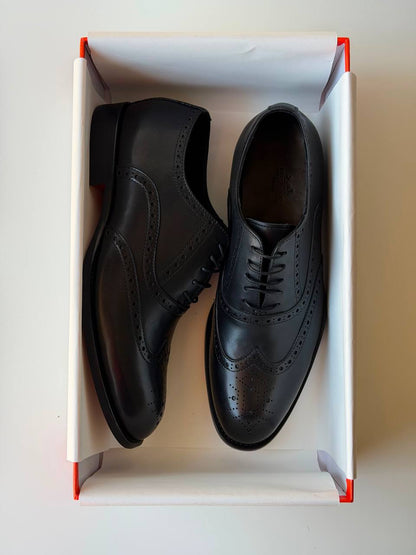 HERMES LOAFER
*VIP QUALITY*
*SIZE: 40 TO 46*
600 dhs🖤

Zain185
♥️♥️♥️
