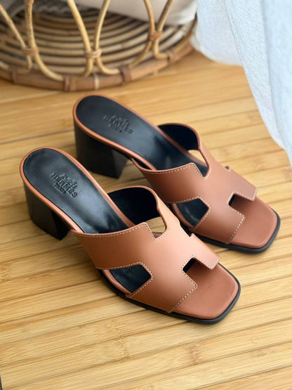 Hermes
AA quality
𝗦𝗶𝘇𝗲 𝟯𝟲 𝘁𝗼 𝟰𝟮 
450 dhs✅

Zain302
♥️♥️♥️