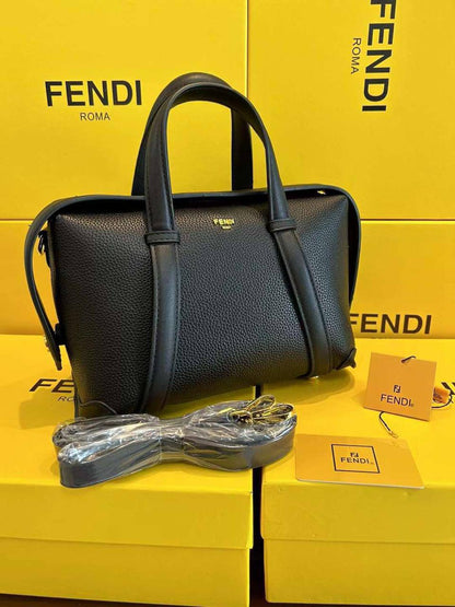 💐 Brand Boston
1️⃣ First  quality
Size : 27 * 25 cm
95 dhs🇦🇪🇦🇪

Zain115
♥️♥️♥️