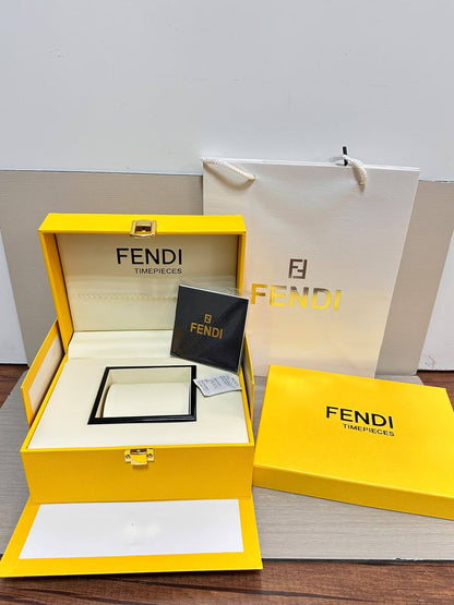 Original box

50 dhs🇦🇪🇦🇪

Zain85
♥️♥️♥️