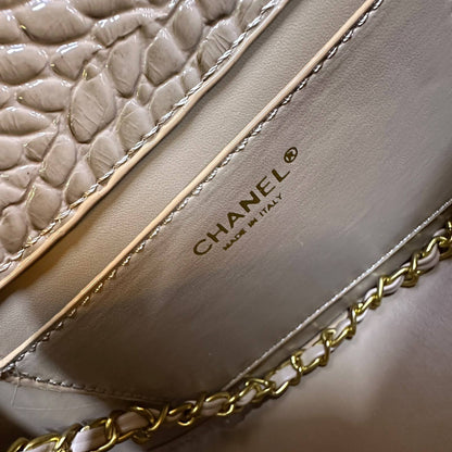 CHANEL 

NEW CAME 

HIGH QUALITY 

WITH BOX 
120 dhs🇦🇪🇦🇪

Zain39
Zain295
Zain17
♥️♥️♥️