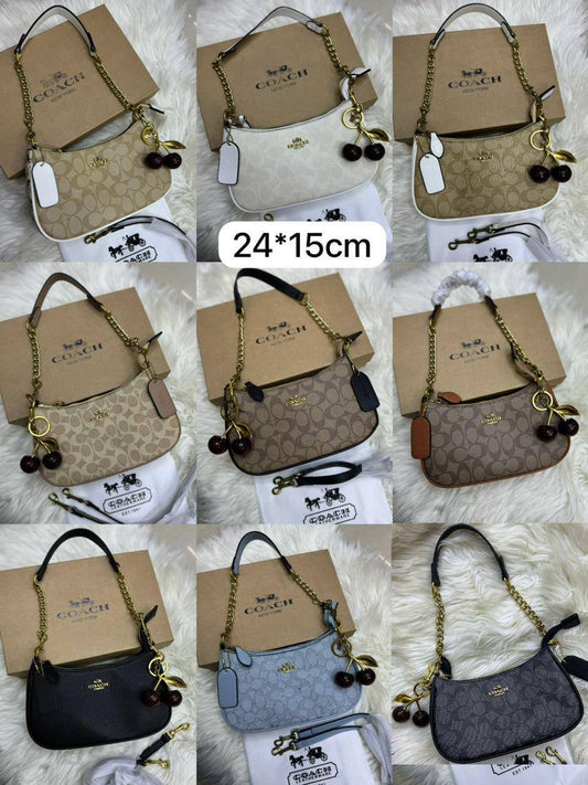 🍒 Coach Teri 

1️⃣ First quality 🍒+🎁

Size : 24 * 15 * 7 cm
90 dhs💓

with 🍒box 🎁

Zain115
♥️♥️♥️
