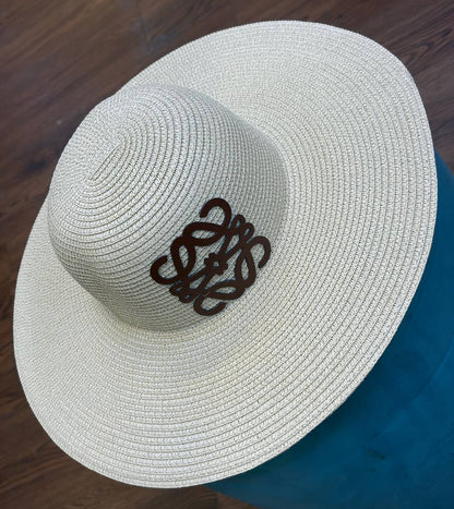 LOEWE NEW HATS

260 dhs🇦🇪🇦🇪

Zain328
♥️♥️♥️