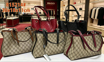 Gucci

120 dhs✅

with box
🎁🎁🎁

Zain07
♥️♥️♥️
