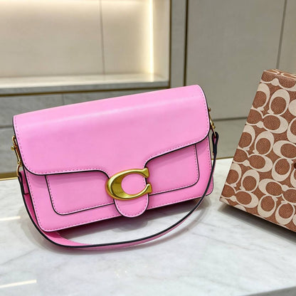 Coach
90 dhs🇦🇪🇦🇪
with box

Zain235
♥️♥️♥️