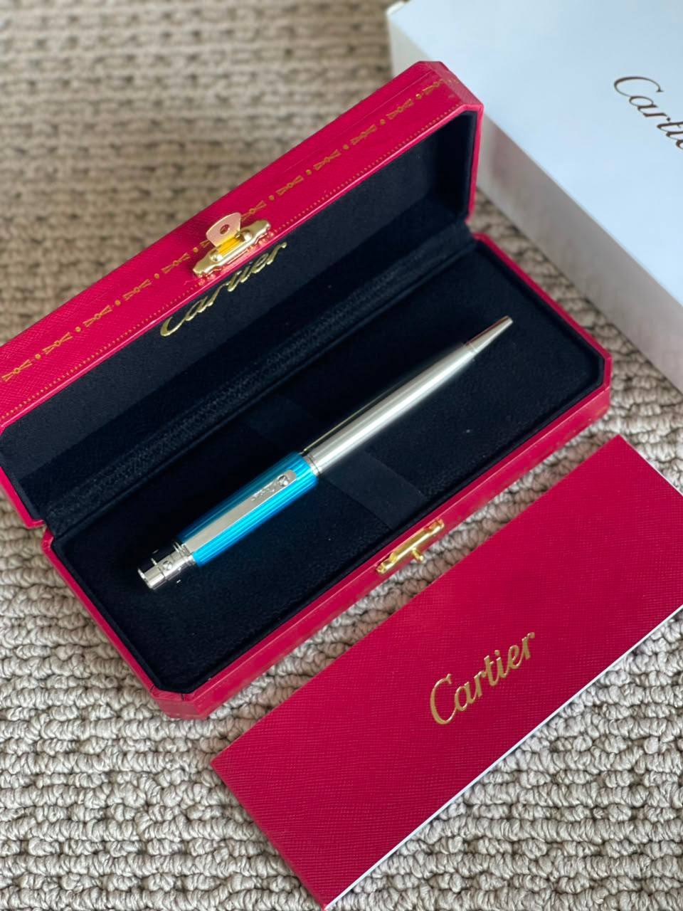 CARTIER
*Pen✍️*
*New Collection*
*Master Quality*
190 dhs✅

Zain179
♥️♥️♥️