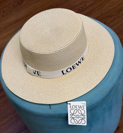 LOEWE HATS

240 dhs🇦🇪🇦🇪

Zain328
♥️♥️♥️
