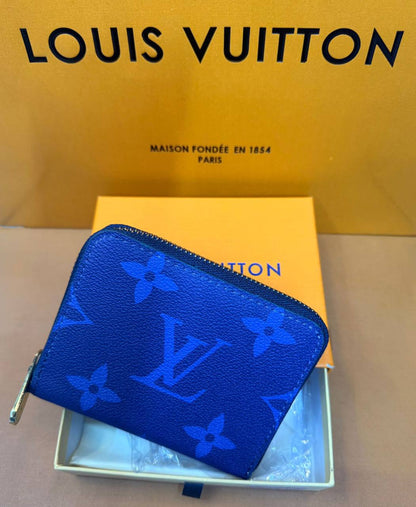 LV

With box 
🎁🎁🎁

35 dhs✅

Zain93
♥️♥️♥️