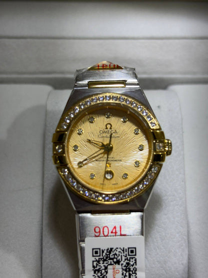 OMEGA LADY 
_Women's ... New style.

470 dhs🪙🌨️
____WITH BOX ______❒
🎁🎁🎁

Zain108
♥️♥️♥️