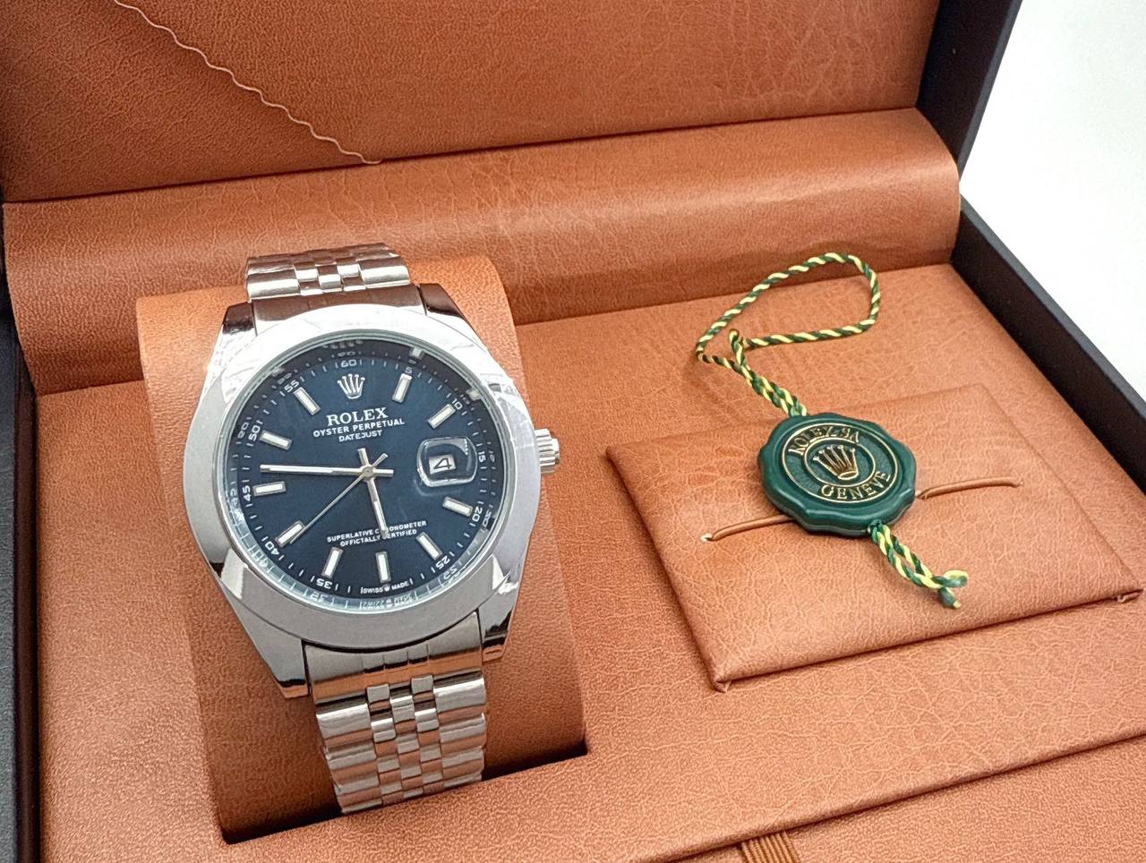 Rolex
60 dhs🪙🌨️

Zain45
♥️♥️♥️