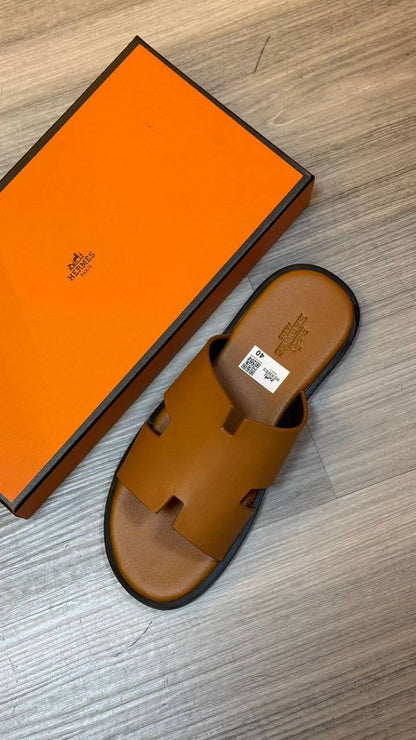 Hermes
size 40 TO 45 
110 dhs🇦🇪

Zain183
♥️♥️♥️