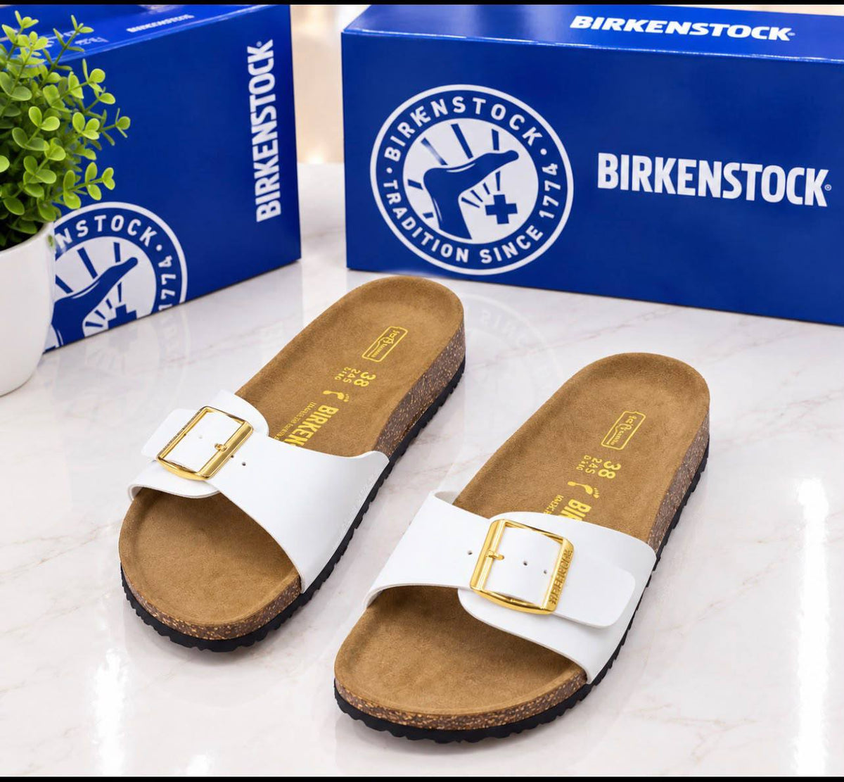 💥𝐑𝐄𝐒𝐓𝐎𝐂𝐊𝐒💥

✨𝐁𝐢𝐫𝐤𝐢𝐧𝐬𝐭𝐨𝐜𝐤 ✨
💯high quality
Size 36-37-38-39-40-41

105 dhs🇦🇪🇦🇪🇦🇪

Zain21
Zain86
♥️♥️♥️
