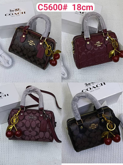 Coach
95 dhs💛
with box
size 18cm

Zain26
♥️♥️♥️