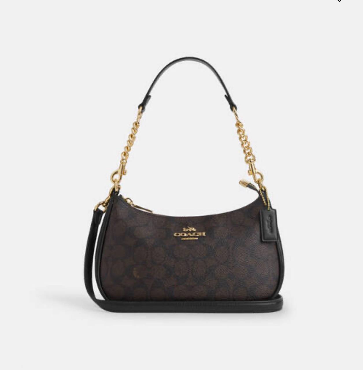 Coach
90 dhs✅
Good-quality 
with box
🎁🎁🎁

Size：23CM

Zain35
♥️♥️♥️