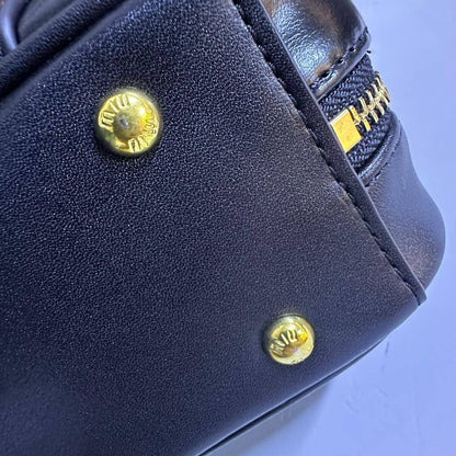 MIU MIU
 COPY ONE
WITH BOX 
240 dhs✅
（leather)

Zain295
♥️♥️♥️