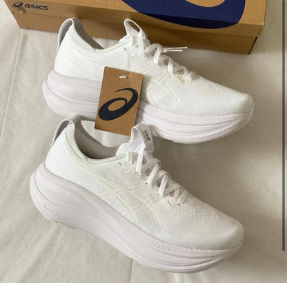 ASICS Gel Nimbus 28 , master 
Size 36 to 45 , 
250 dhs✅

Zain196
♥️♥️♥️