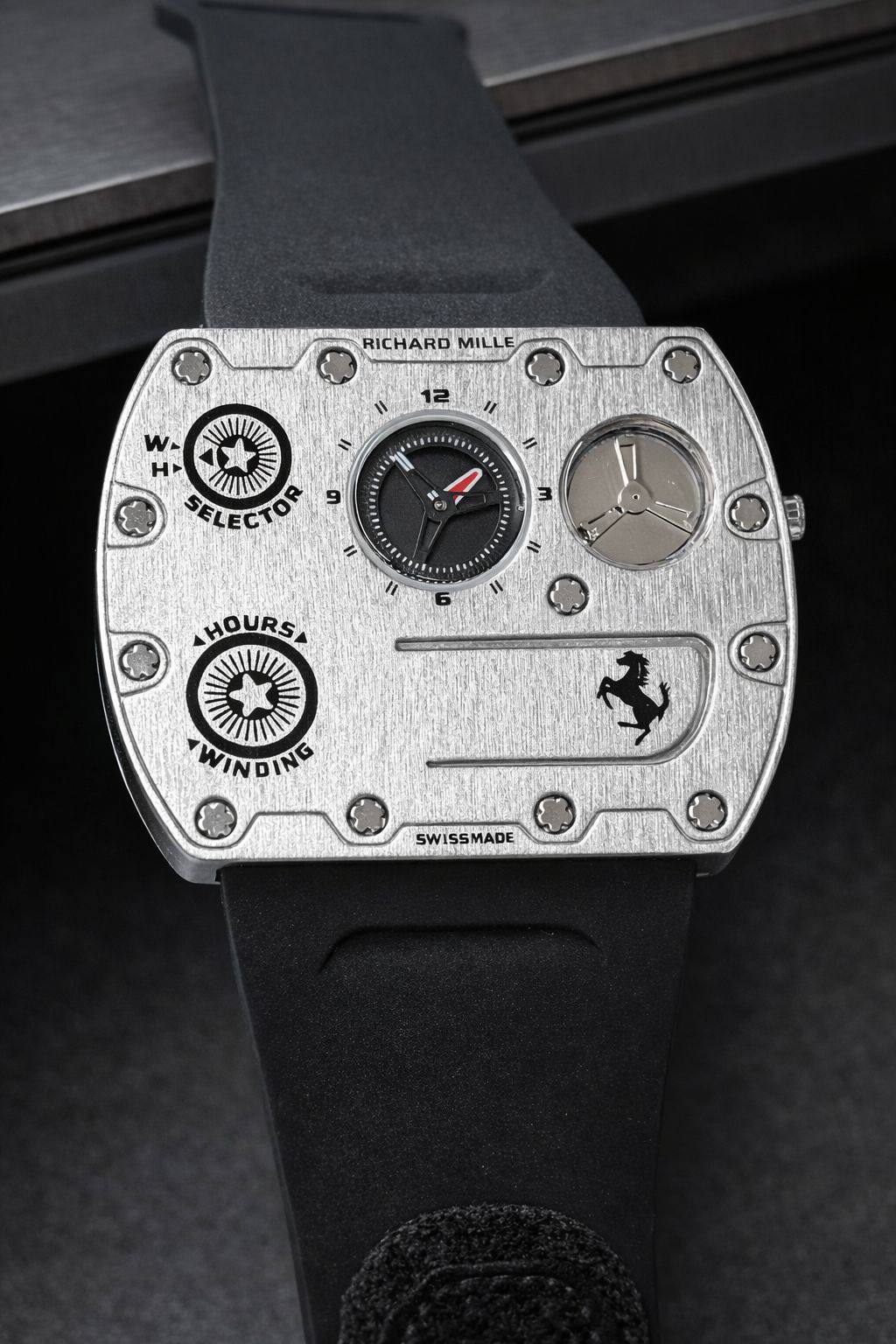 Richard Mille watch for men  
battery 
140 dhs🗽

Zain59
♥️♥️♥️