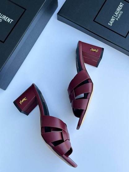 YSL
110 dhs🇦🇪
Size 36-42

Zain55
♥️♥️♥️