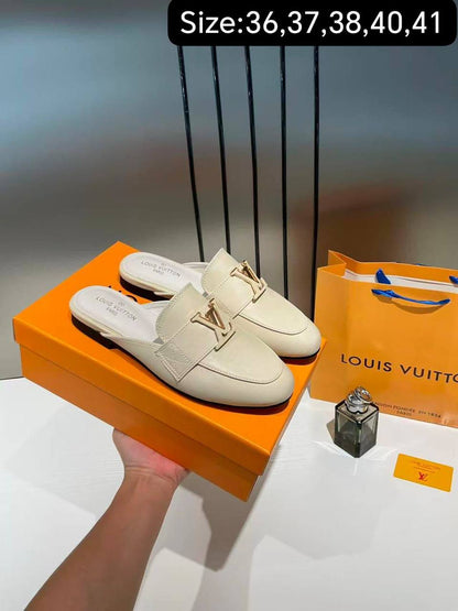 LV
Size 36-41
115 dhs🇦🇪

Zain40
♥️♥️♥️