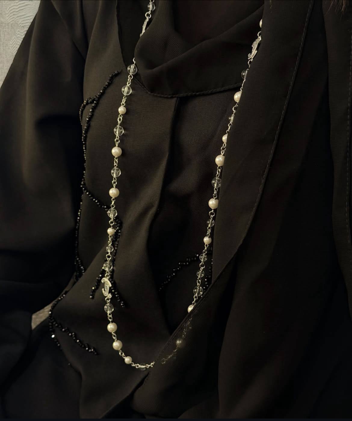 *CHANEL* 🤍
* Long Chain Necklace 
* Gold-Finish Metal with Stones 
* ⁠↗️ *Super Master Quality ®️* 🫆

*125 dhs❣️* with *Normal* Box & Bag
*180 dhs❣️* with *Orignal* Packaging

Zain106
♥️♥️♥️