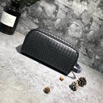 BOTTEGA  
COPY ONE 
WITH BOX
130 dhs✅

Zain39
♥️♥️♥️
