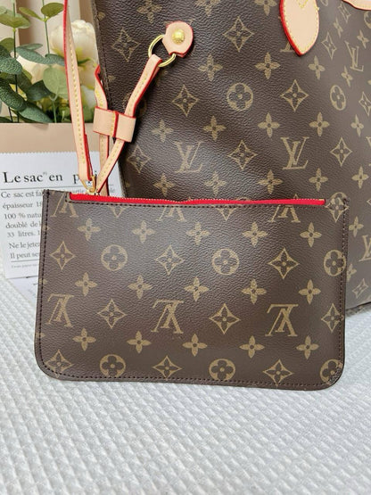 LV
42 cm 

with box 🎁🎁🎁

105 dhs👑

Zain17
♥️♥️♥️