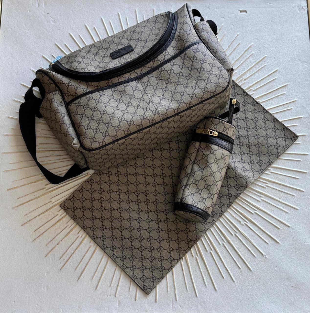 Gucci 
Super master quality 😍
350 dhs✅

Zain261
♥️♥️♥️