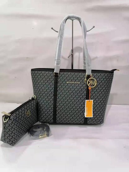 MK

100dhs🇦🇪

 high quality  

42cm

Zain26
♥️♥️♥️